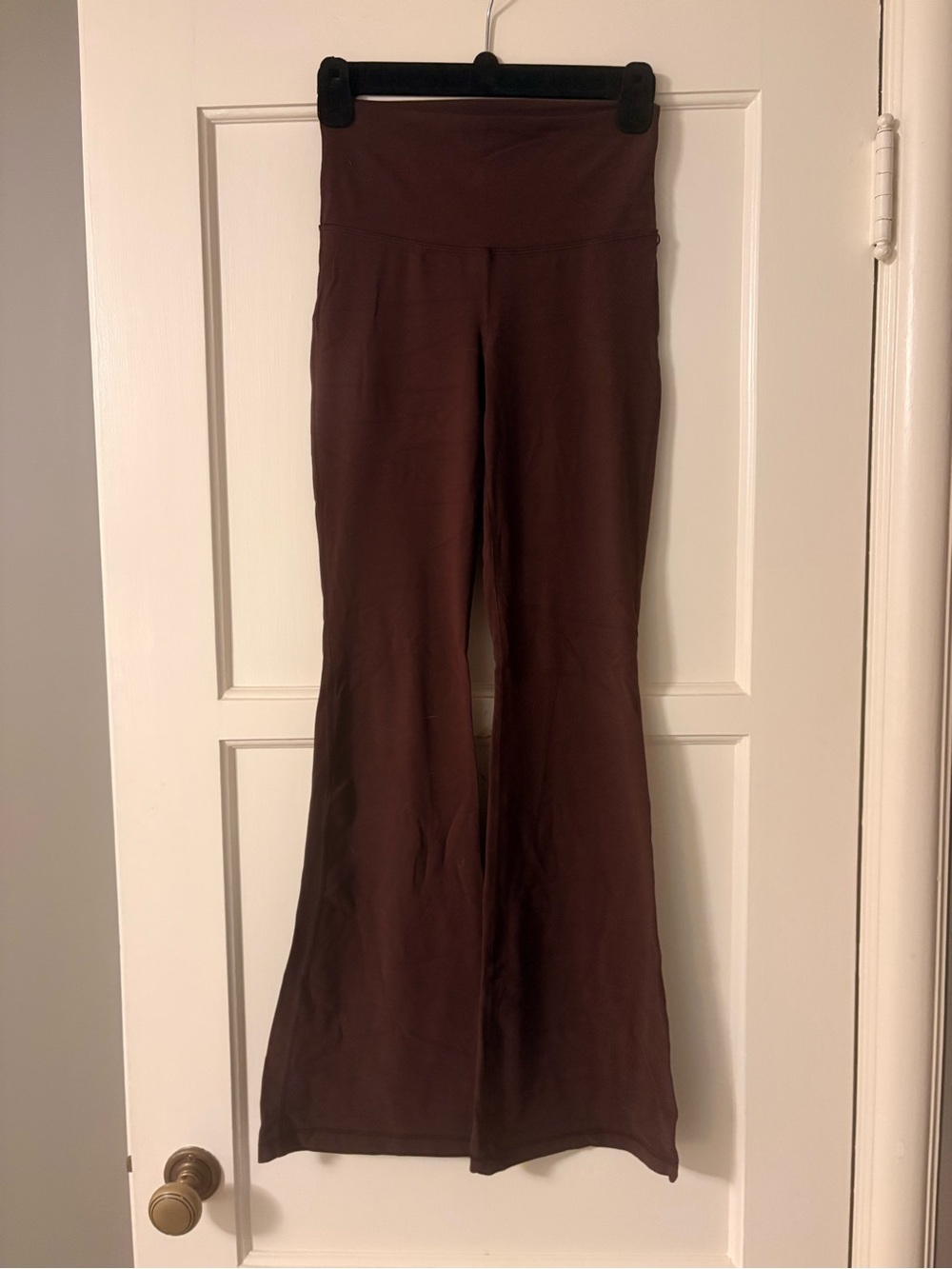 TNA - Aritzia- High-Waist Flared Leggings - Chocolate Brown